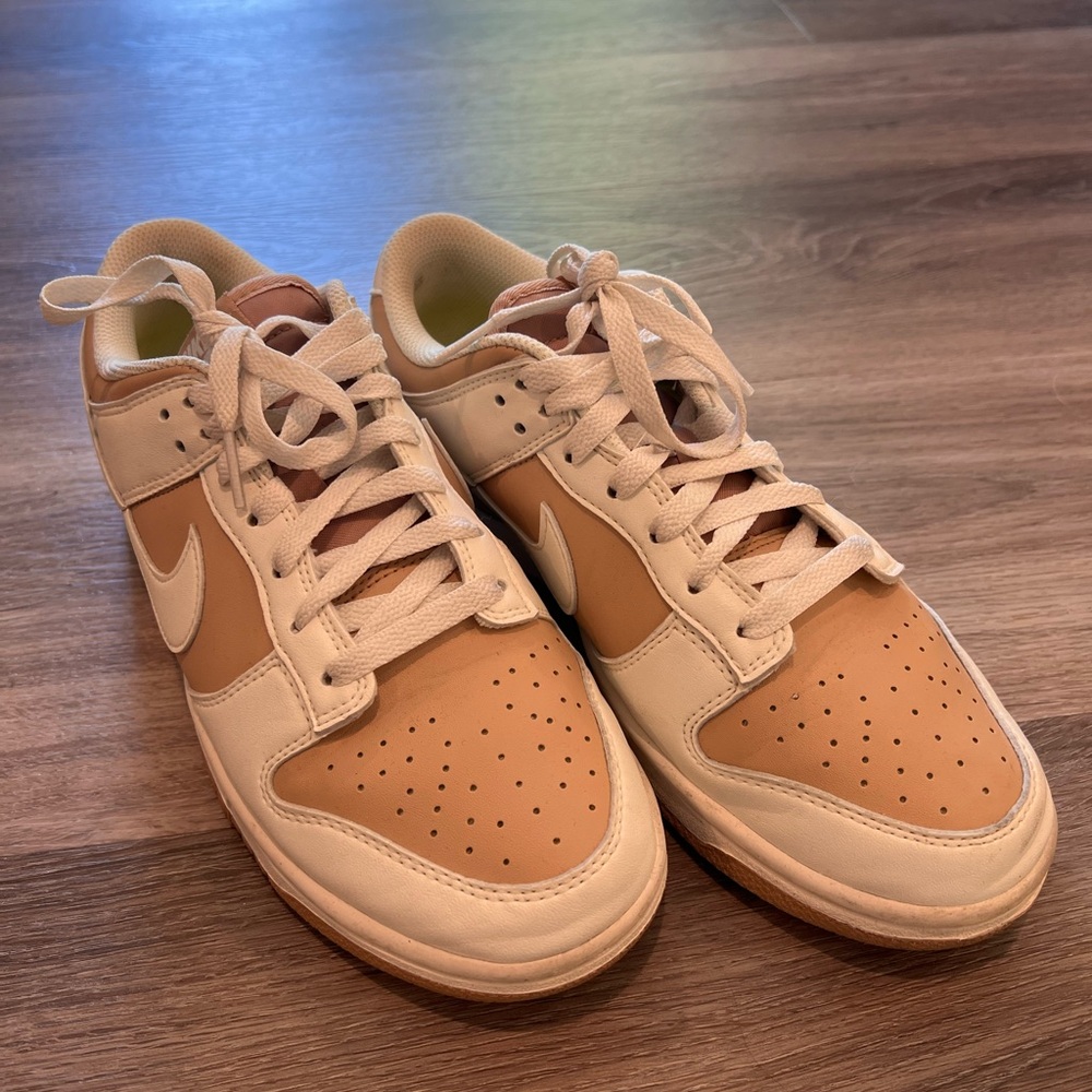 Nike Beige and Cream Sneakers